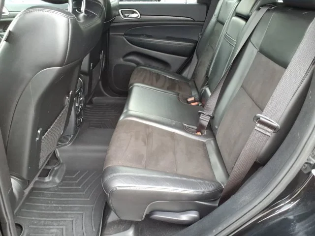 Used 2020 Black Jeep Altitude image 18