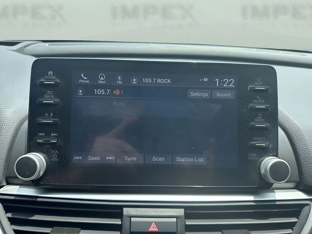 Used 2022  Honda Touring image 19