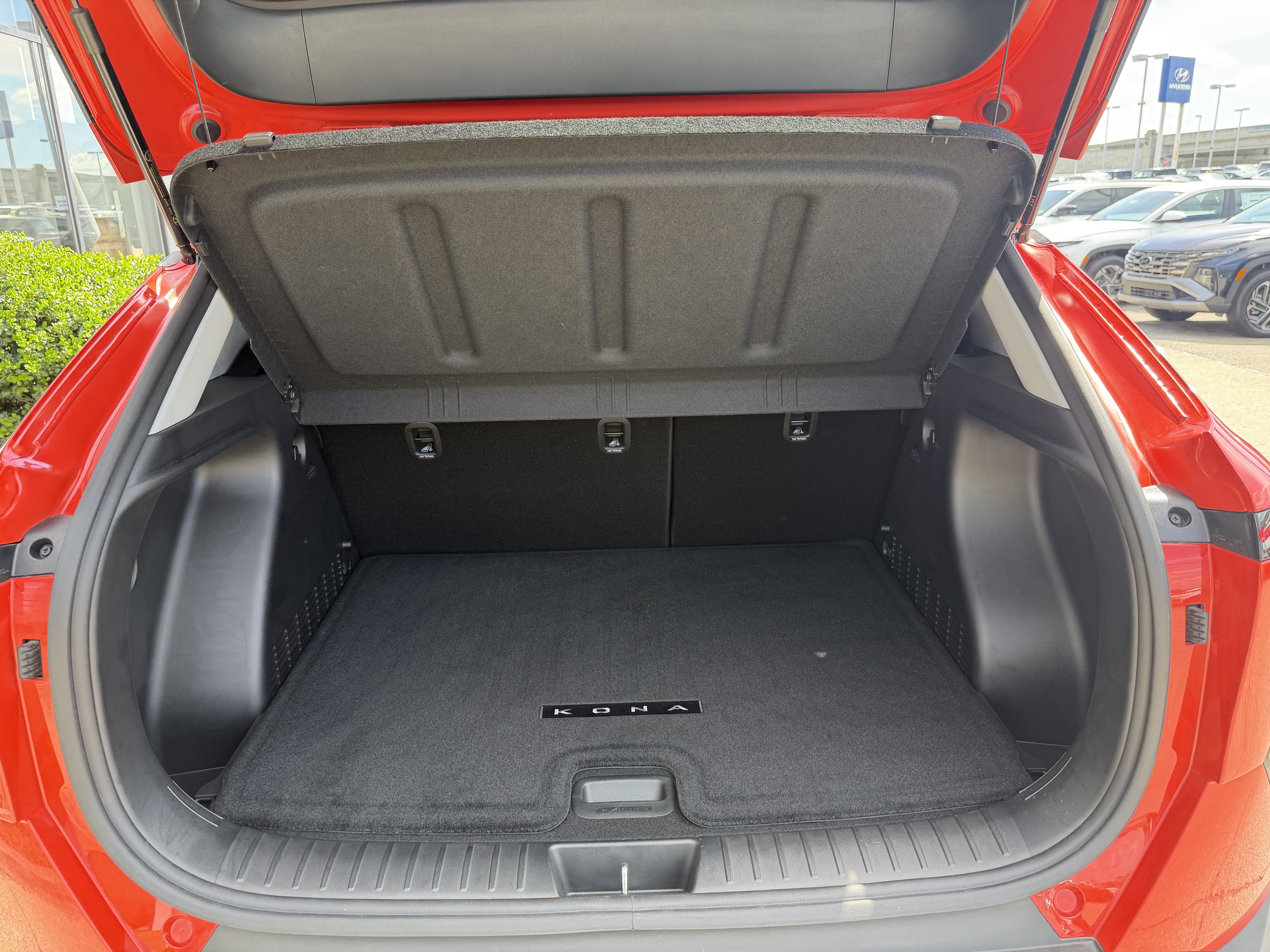 Certified Used 2025 Soultronic Orange Pearl Hyundai SEL Convenience image 10