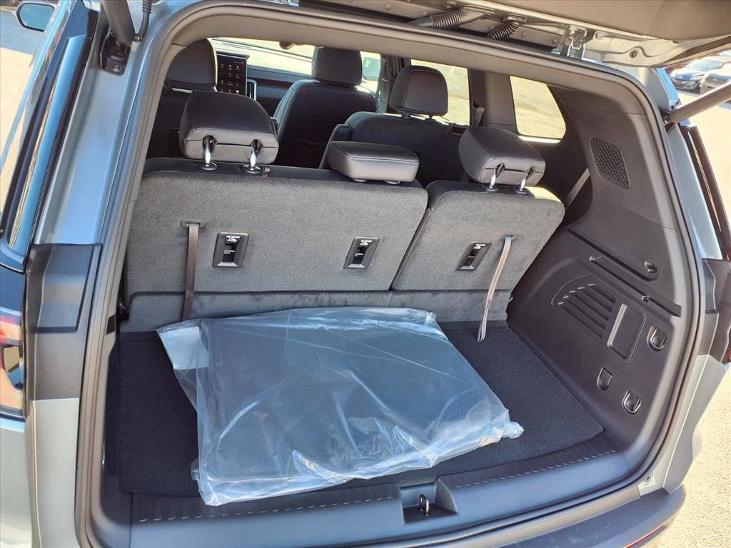 2026 GMC Acadia Elevation - Photo 25