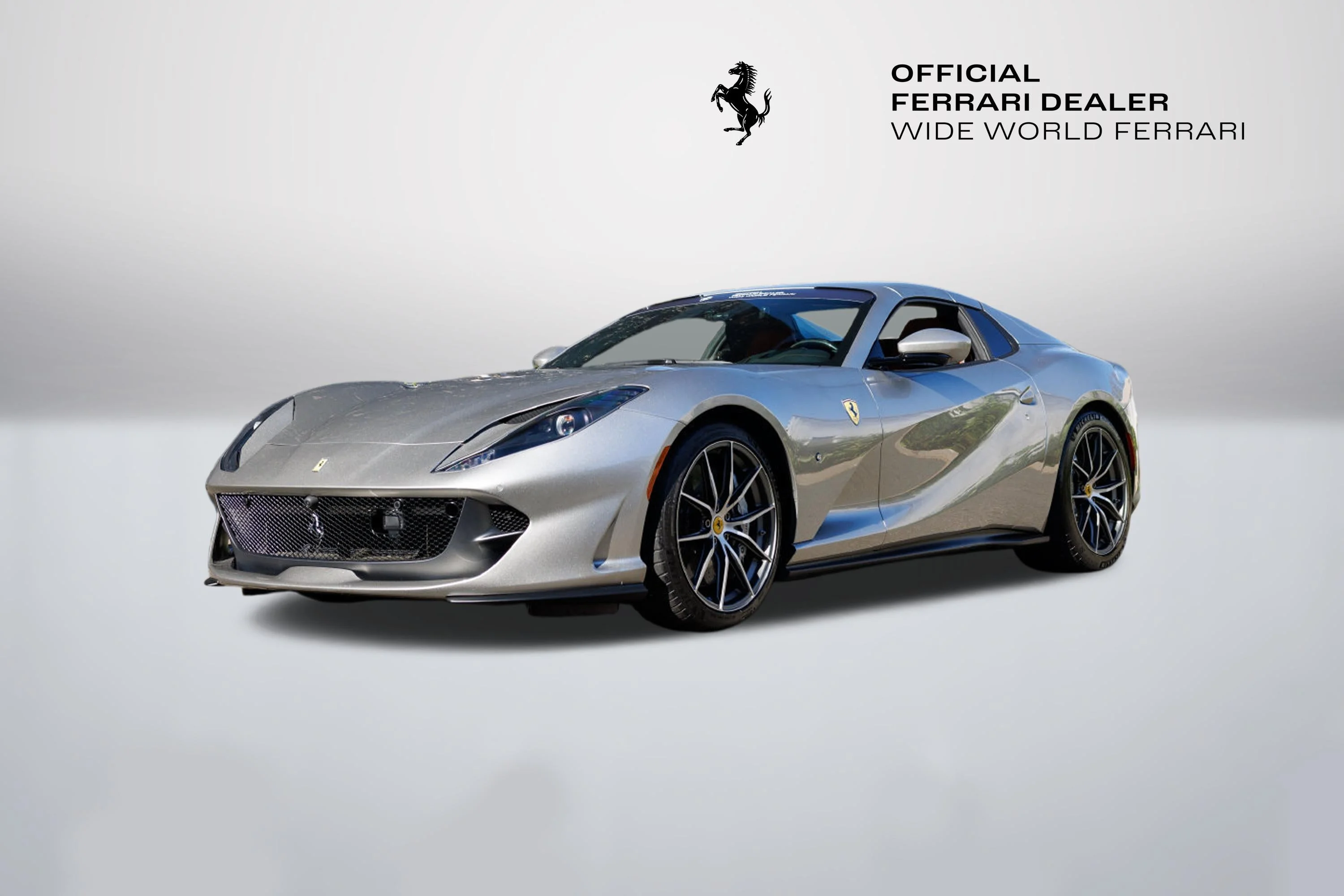 Certified Used 2023 Aluminum Lucido Ferrari Base image 3