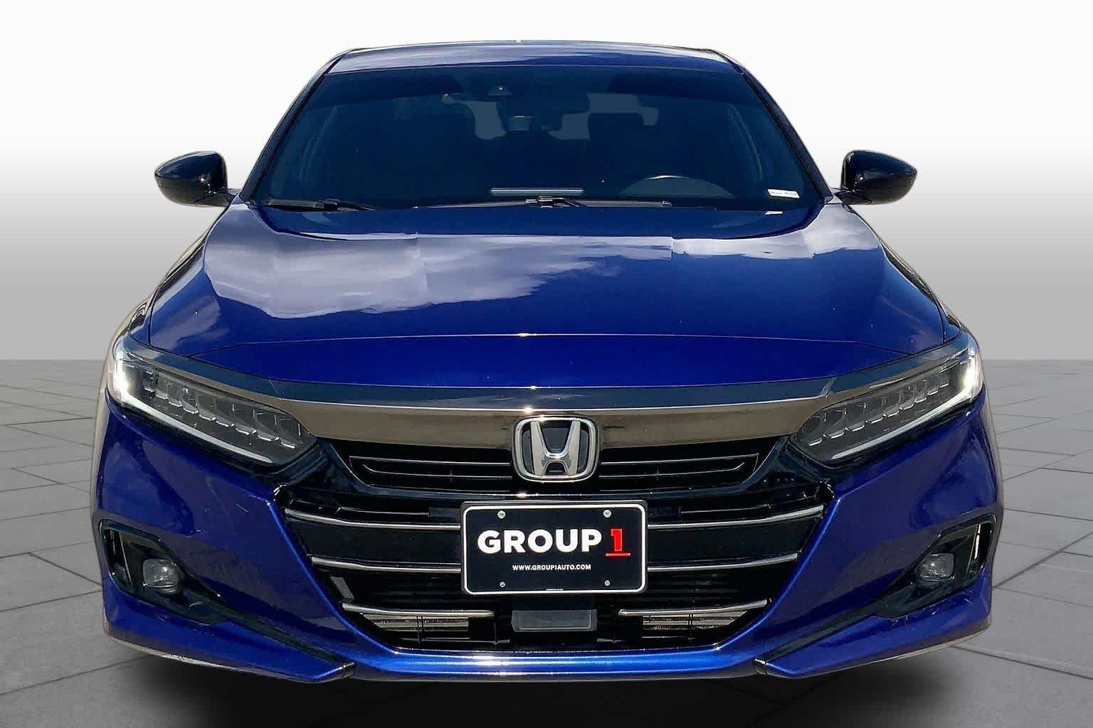 Used 2021 Still Night Pearl Honda Sport image 4