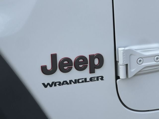 Used 2021 White Jeep Rubicon image 10