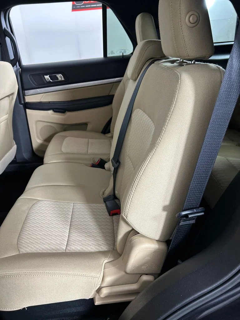 Used 2017 Black Ford Base image 17