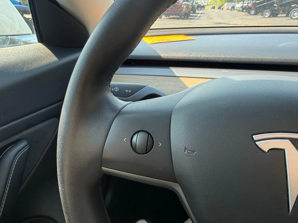 Used 2020 White Tesla Long Range image 14