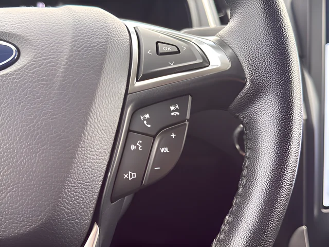 2024 Ford Edge SEL - Photo 17