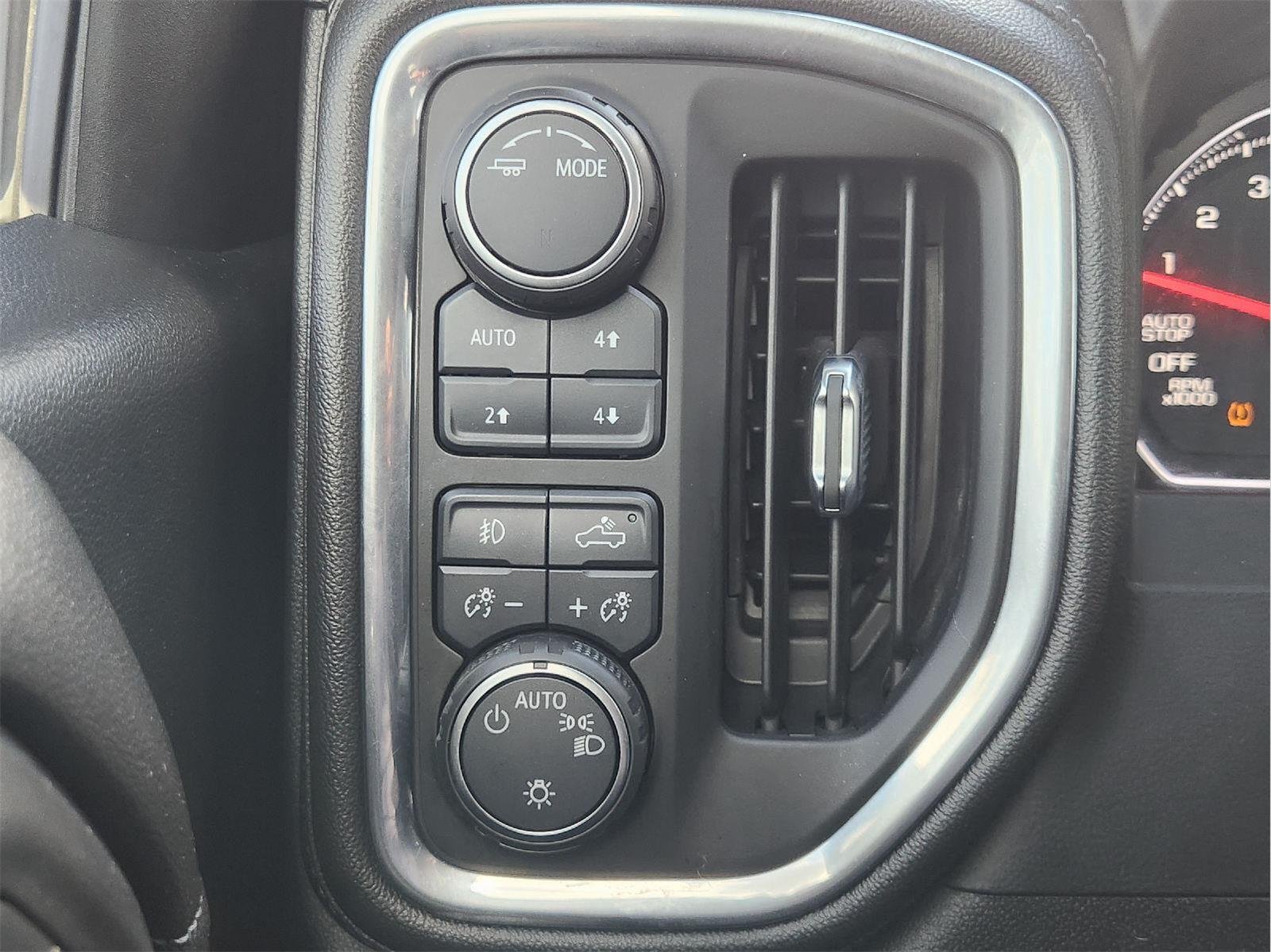 2021 Chevrolet Silverado 1500 photo 22 of 33