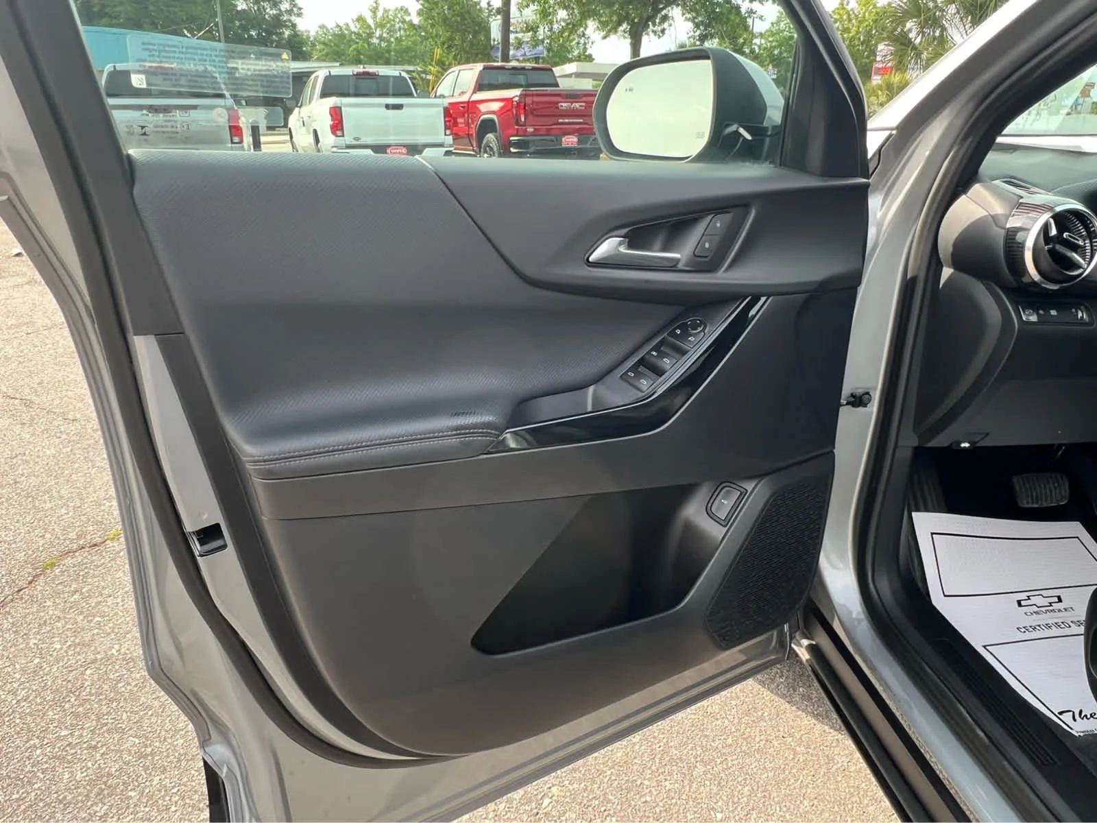 Used 2025 Sterling Gray Metallic Chevrolet LT image 8