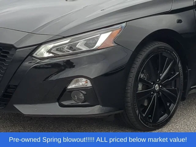 Used 2022 Black Nissan 2.5 SR image 17
