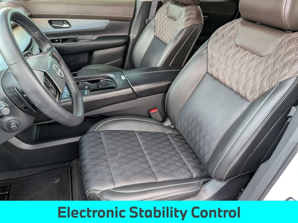 Certified Used 2025 White Nissan Platinum image 16
