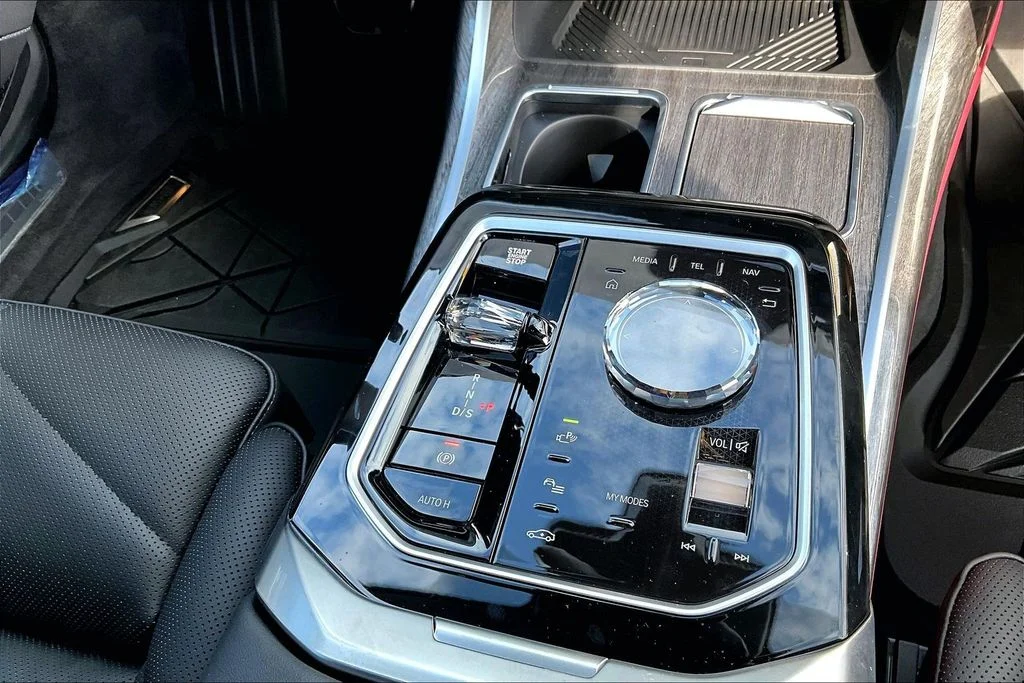 2026 BMW 7 Series 740i - Photo 18