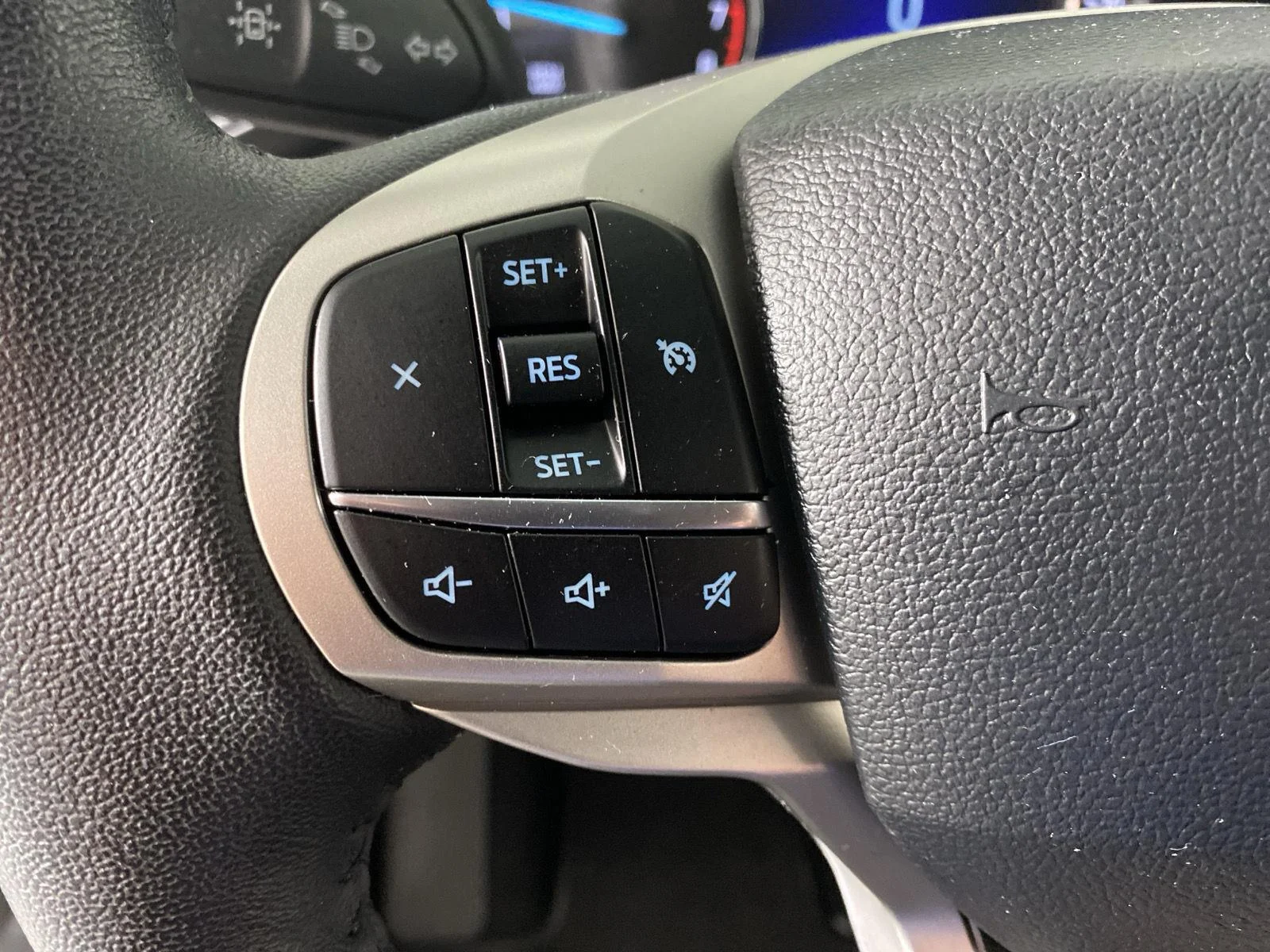 Used 2024 Carbonized Gray Ford XLT image 25