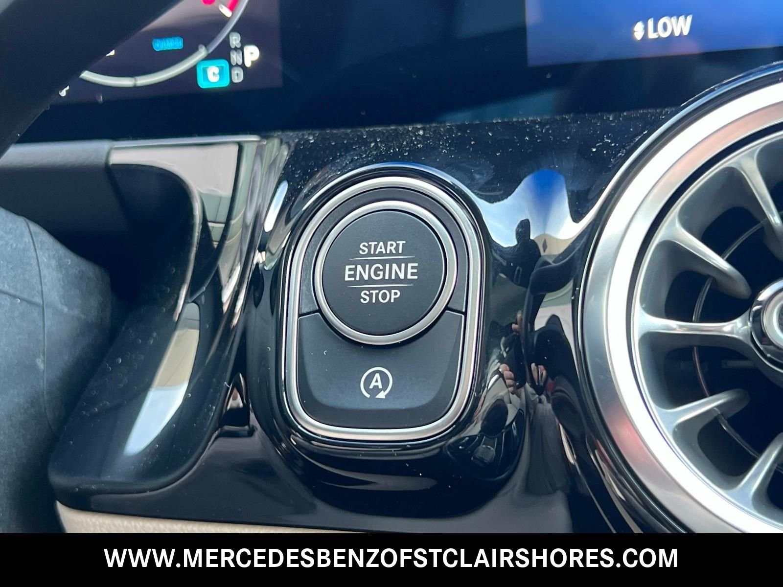 New 2026 Cirrus Silver Metallic Mercedes-Benz GLA 250 image 31