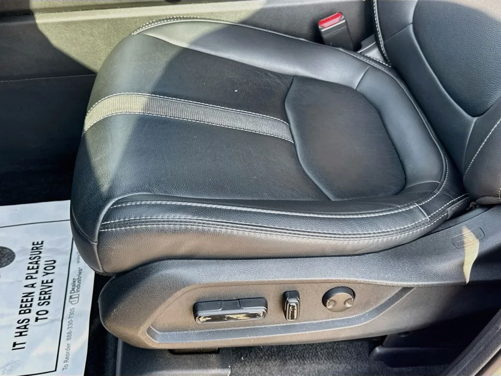 Used 2024 Gray Honda Touring image 23