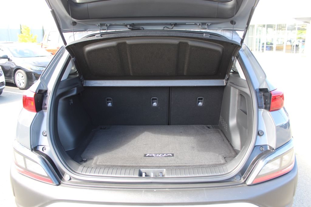 Used 2023 Gray Hyundai SEL image 10