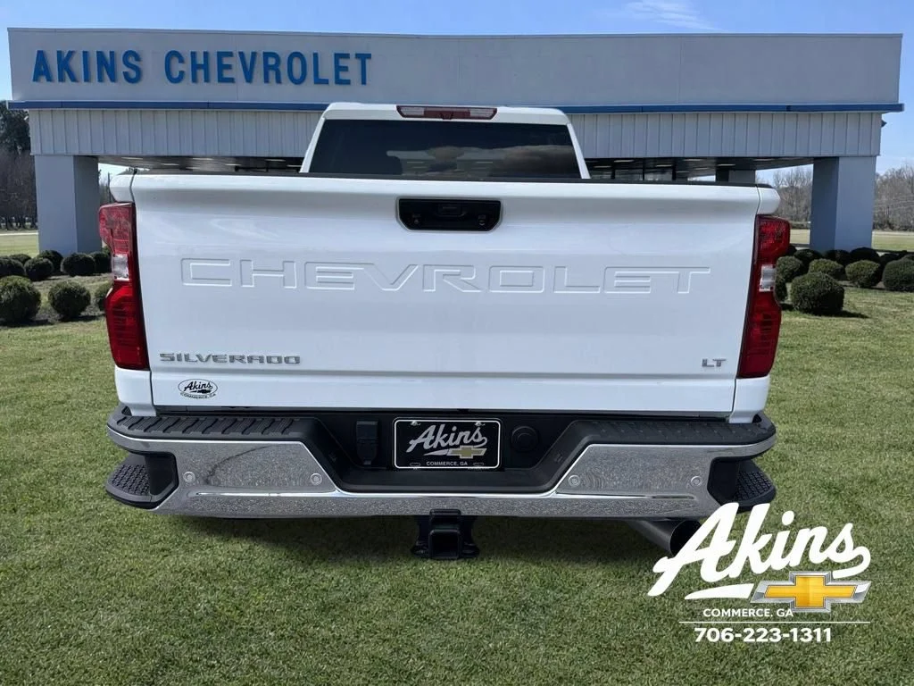 New 2025 Summit White Chevrolet LT image 6