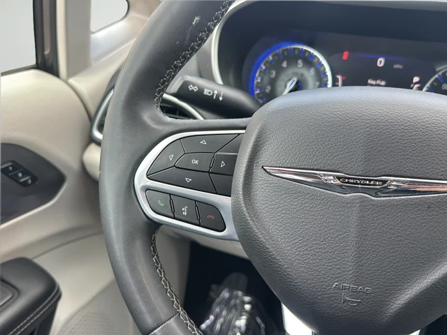 Used 2023 Gray Chrysler Touring L image 16