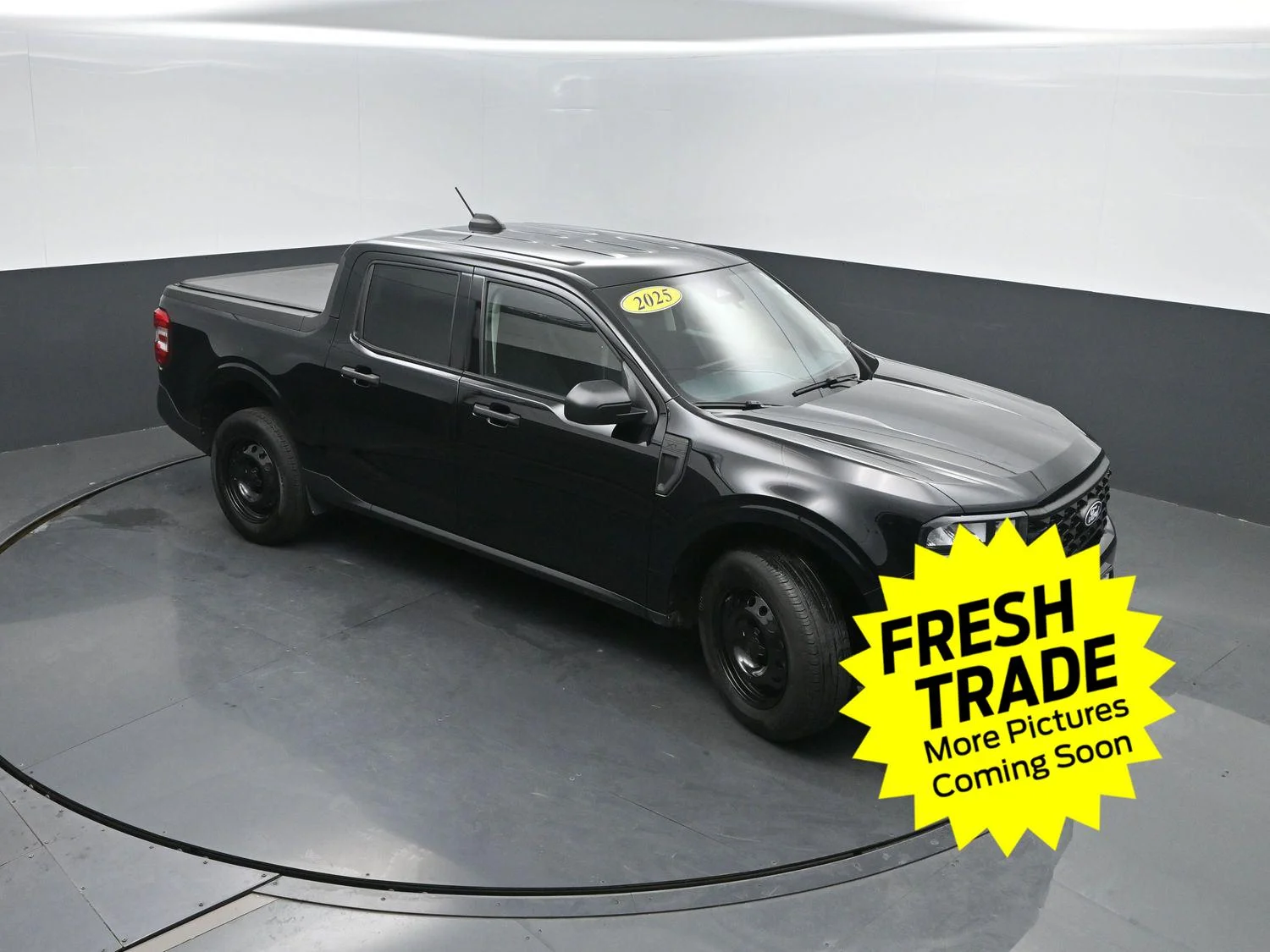 Used 2025 Shadow Black Ford XL image 36