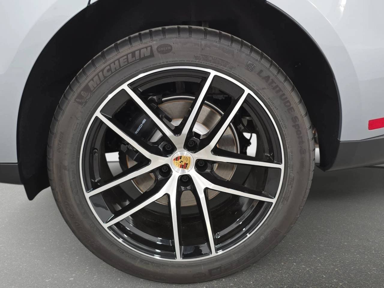 New 2026 Dolomite Silver Metallic Porsche  image 29