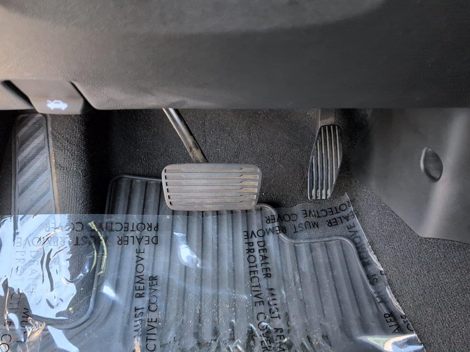 Used 2021 SHADOW GRAY METALLIC Chevrolet RST image 29