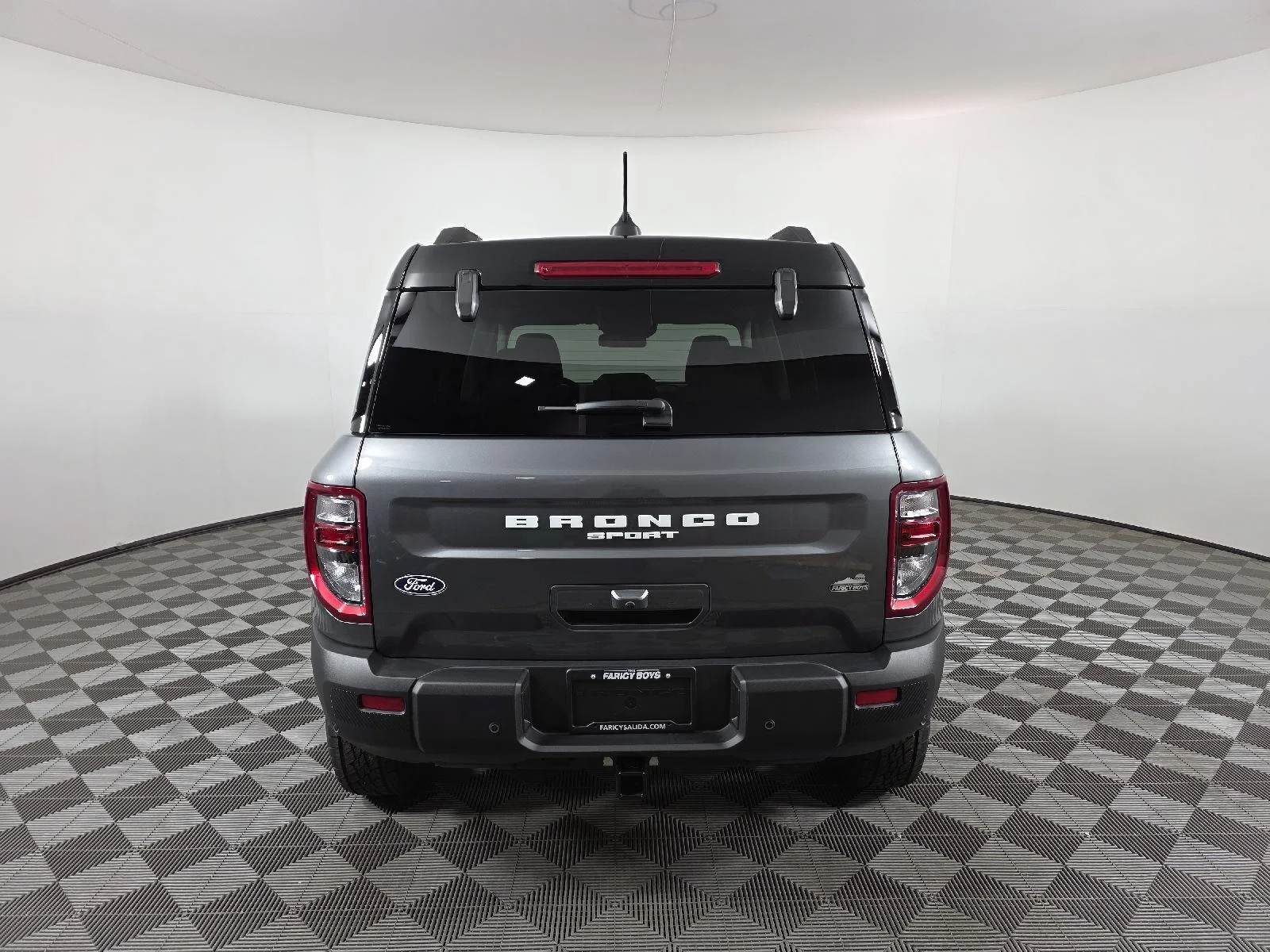 Used 2026 Carbonized Gray Metallic Ford Badlands image 4
