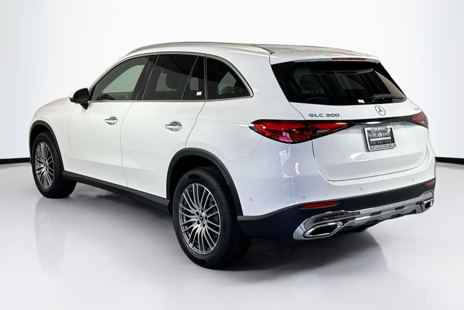 New 2026 Polar White Mercedes-Benz GLC 300 image 7