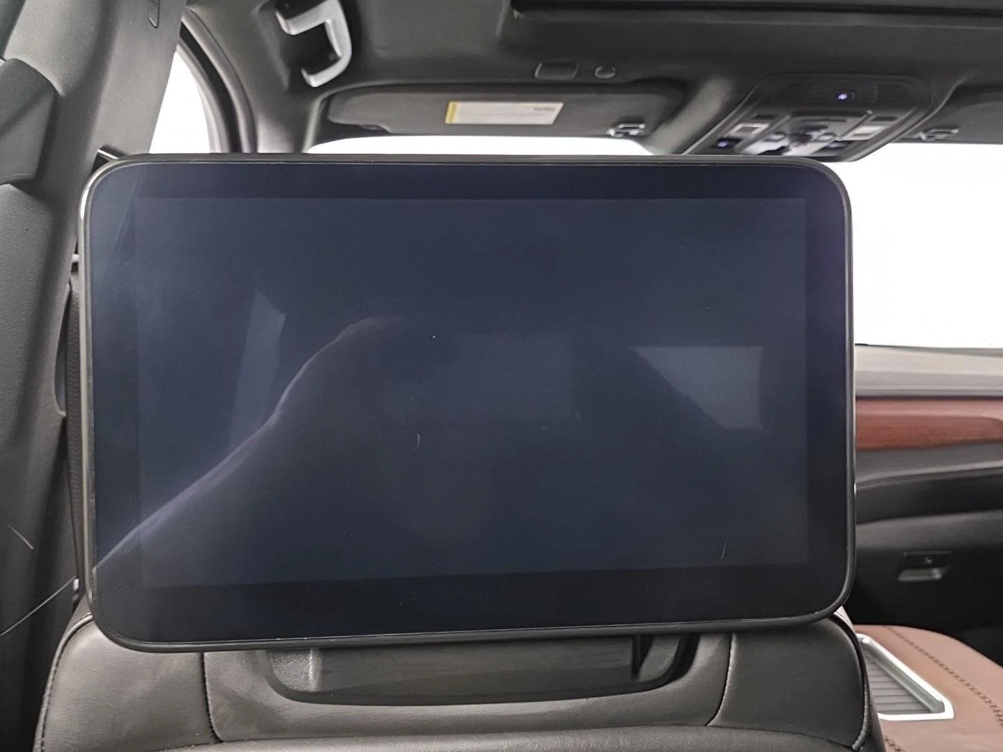 Used 2023 Titanium Rush Metallic GMC Denali Ultimate image 36