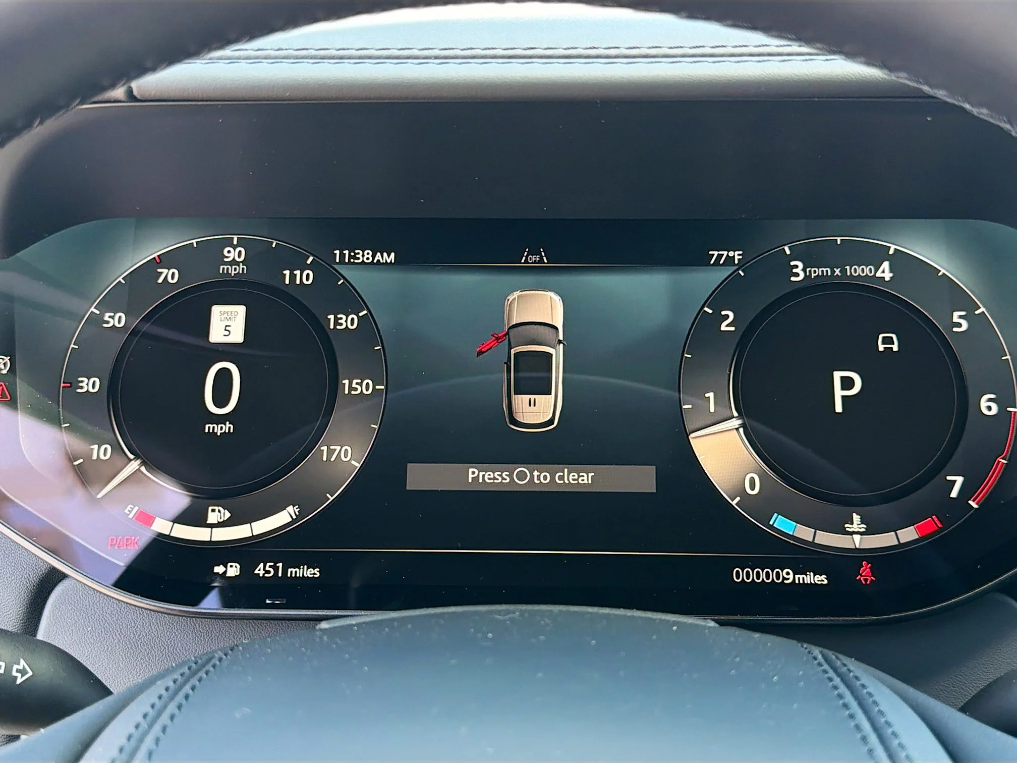New 2026 Ostuni Pearl White Premium Metallic Land Rover SE image 40