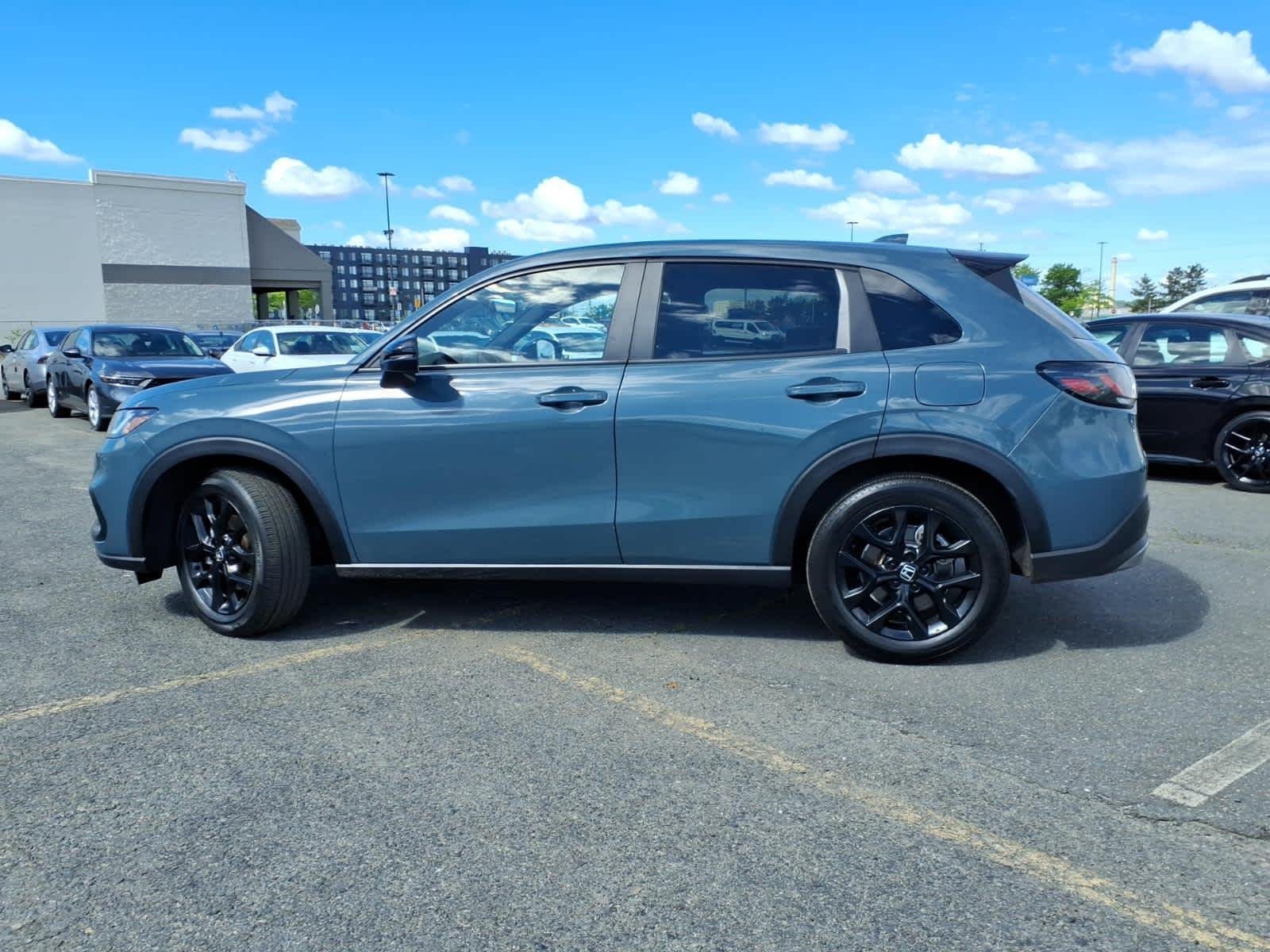 2025 Honda HR-V Sport - Photo 8