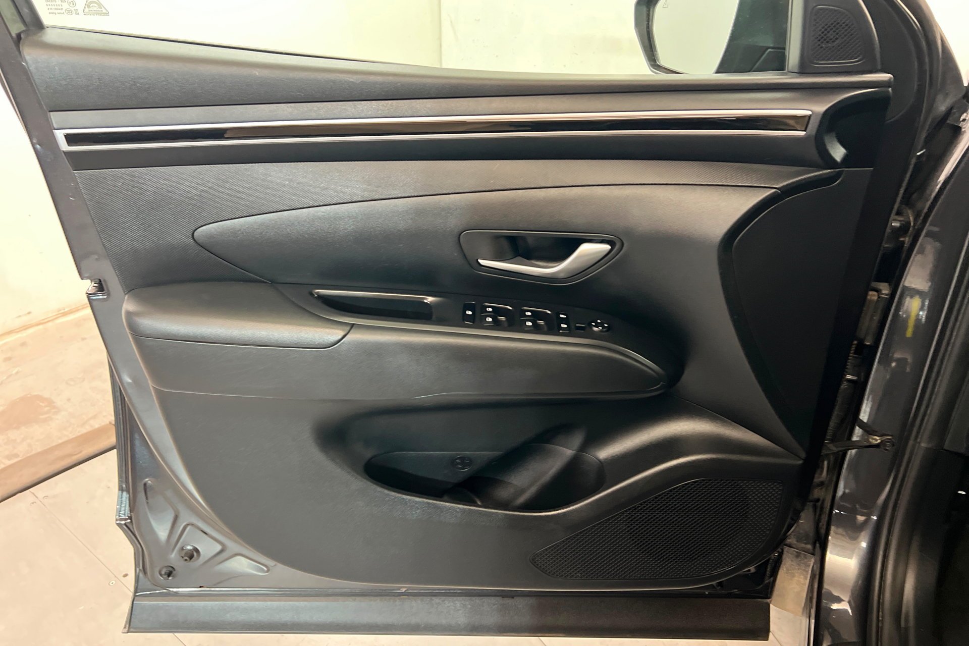Used 2022 Portofino Gray Hyundai SEL image 15