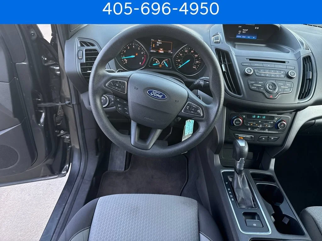 Pre-Owned 2017 Ford Escape SE
