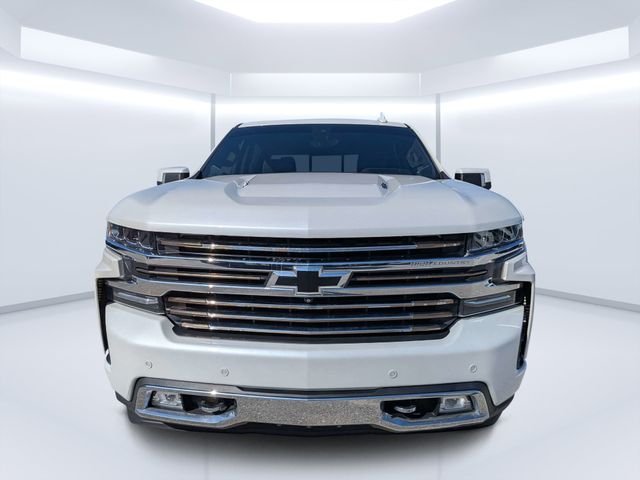 Used 2019 Beige Chevrolet High Country image 8