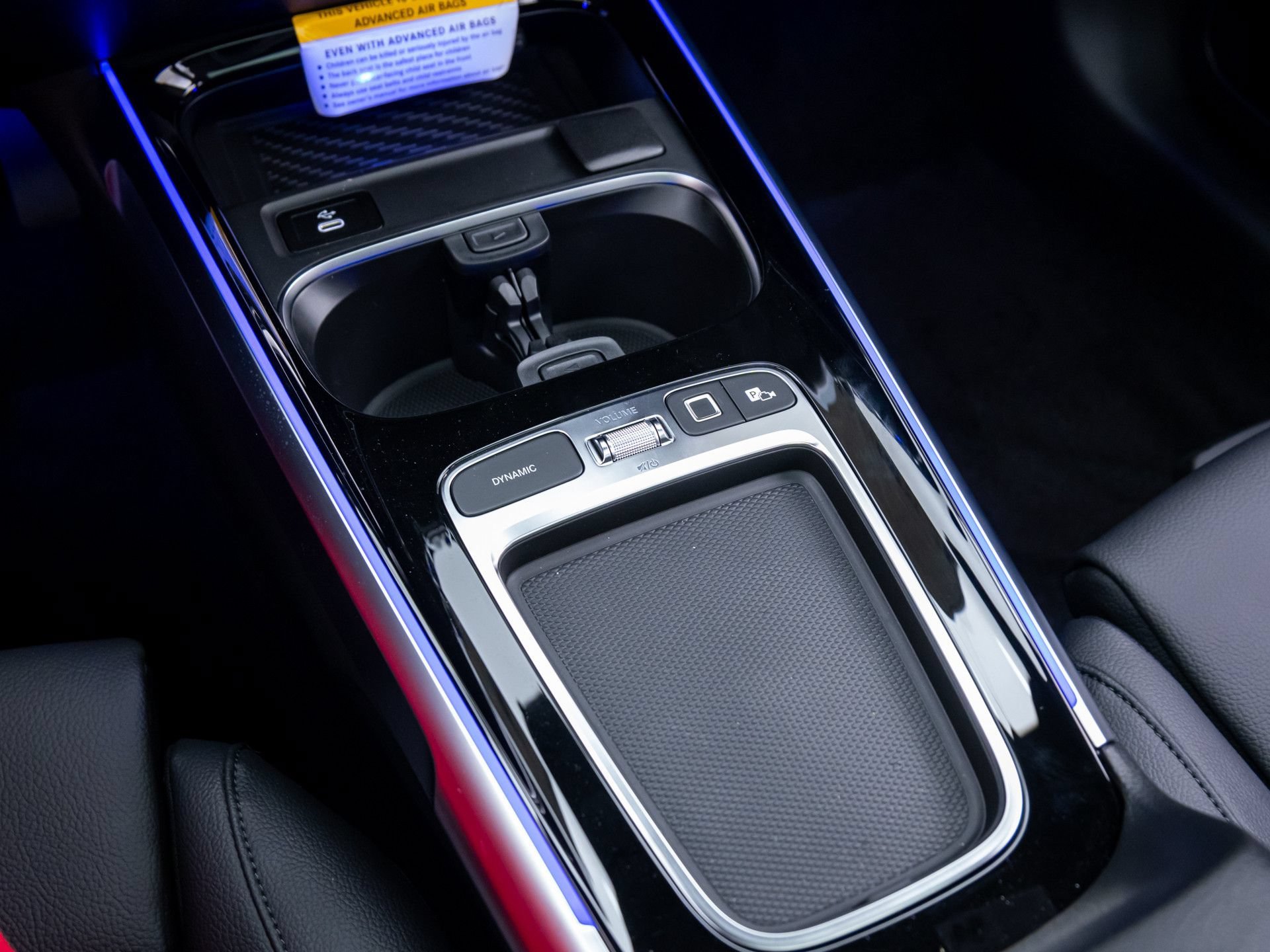 New 2026 Polar White Mercedes-Benz GLB 250 image 59