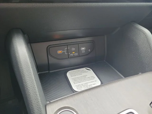 New 2026 Glacial White Pearl Kia X-Line image 24
