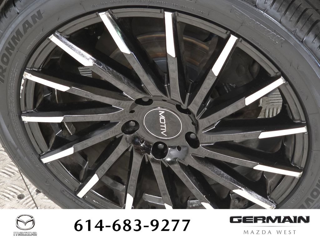 Used 2014 Silver Mazda i Sport image 14