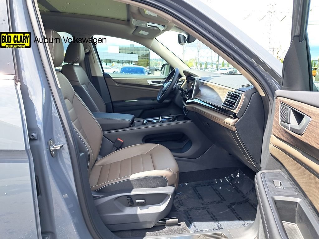 New 2026 Gray Volkswagen 2.0T SEL image 21