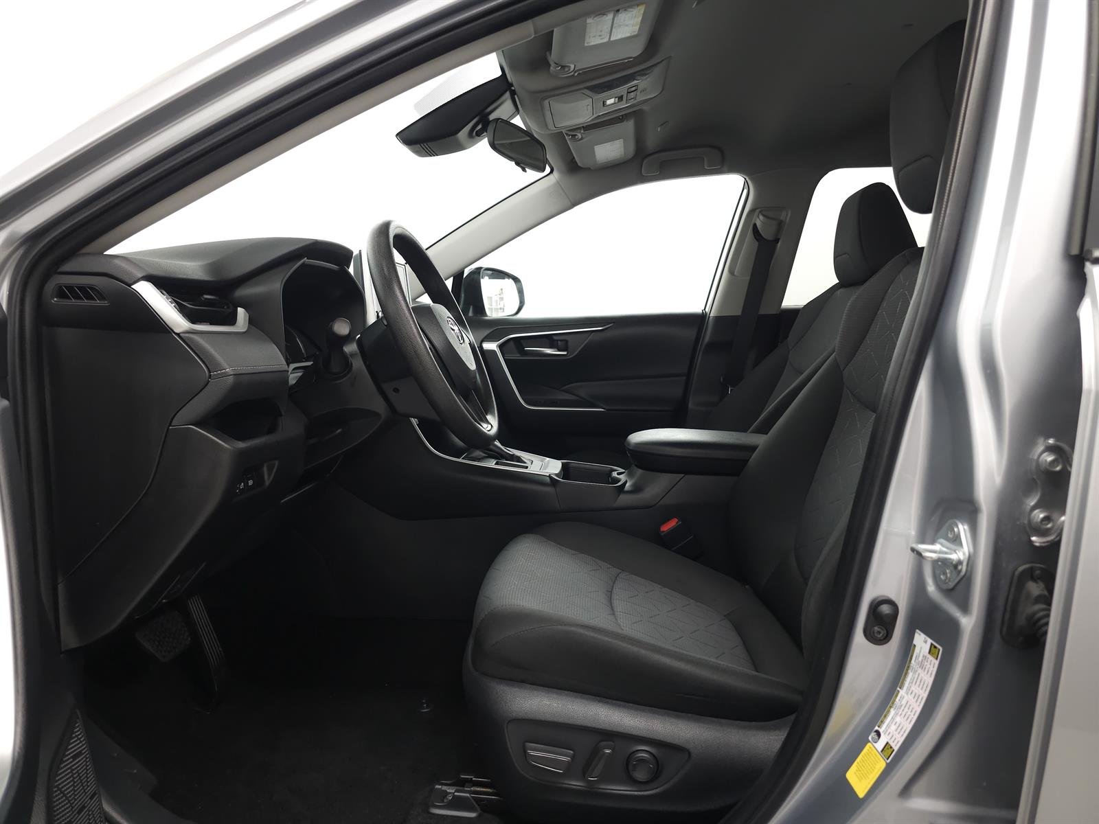 Certified Used 2025 Silver Toyota XLE image 4
