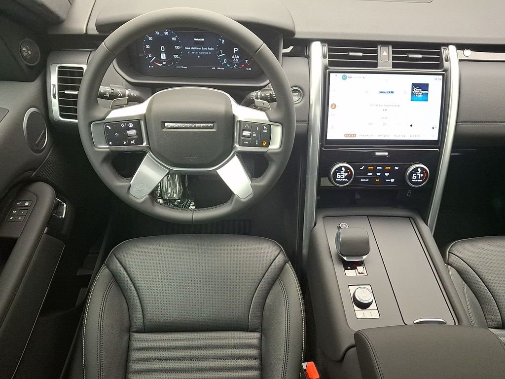 New 2026 Santorini Black Land Rover S image 8