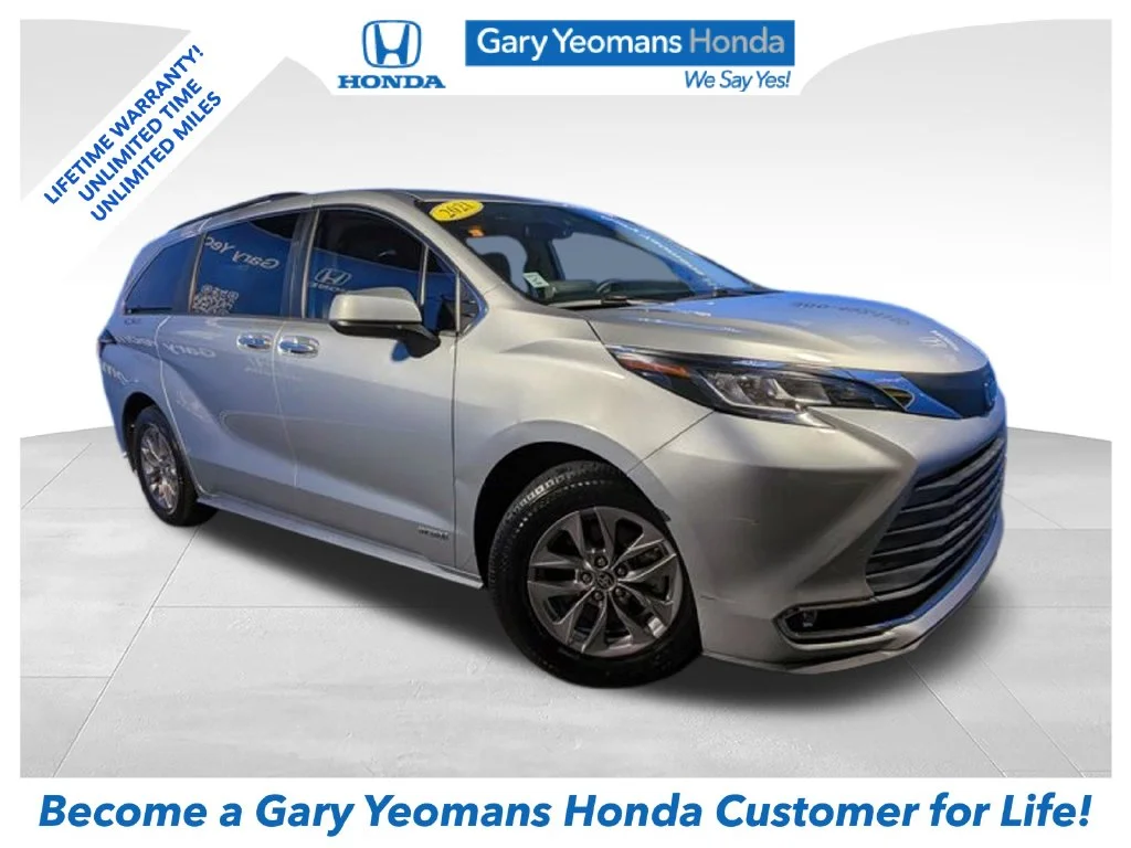2021 Toyota Sienna XLE