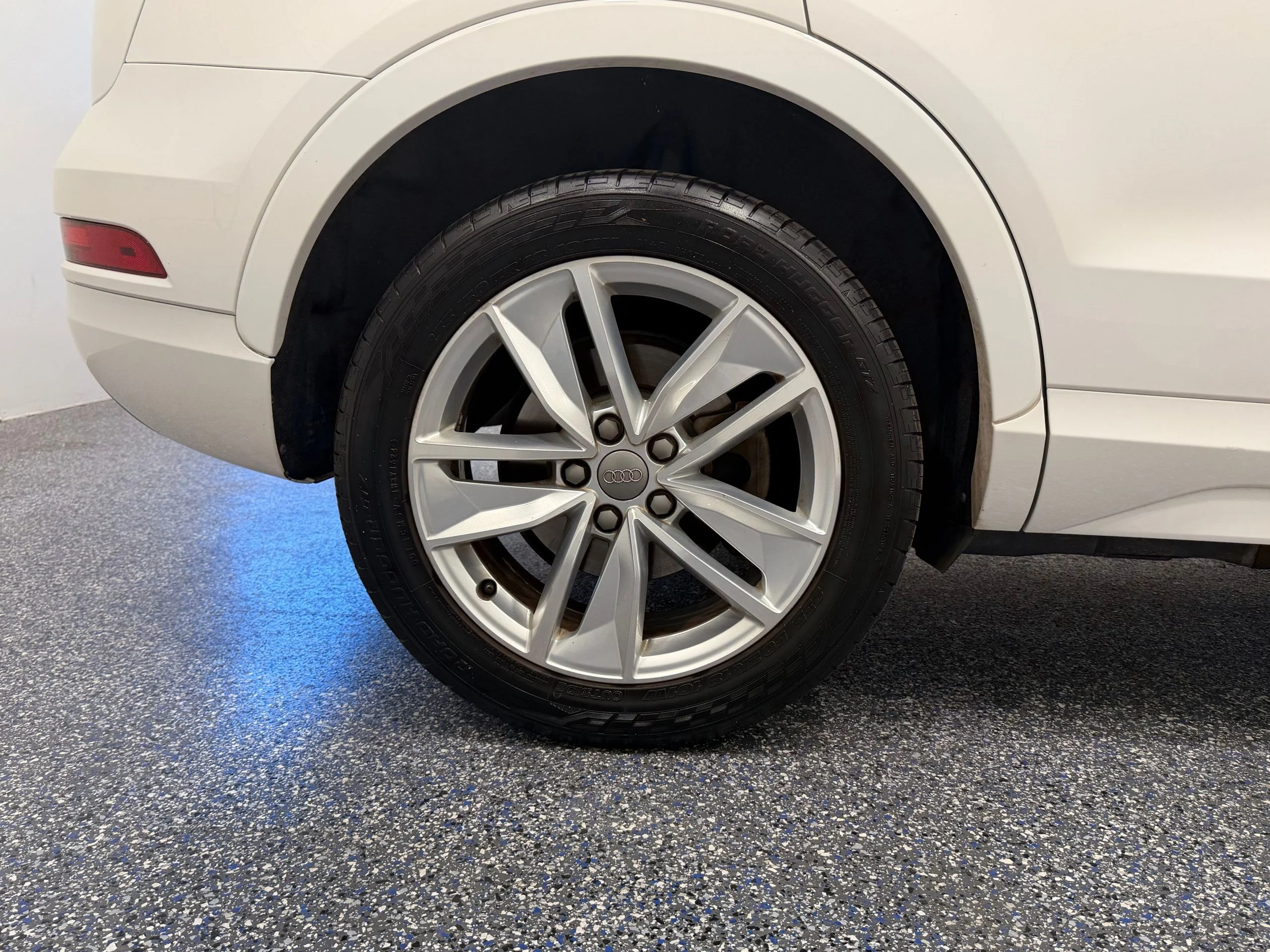 Used 2018 White Audi 2.0T Premium image 13