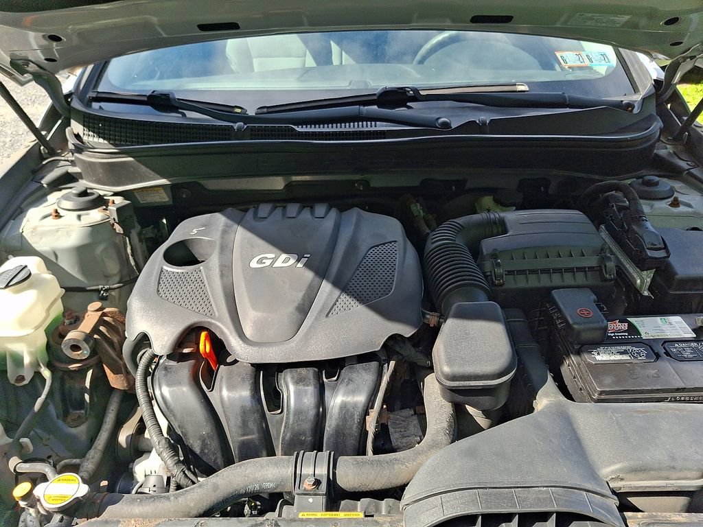 Used 2013 Blue Hyundai GLS image 26