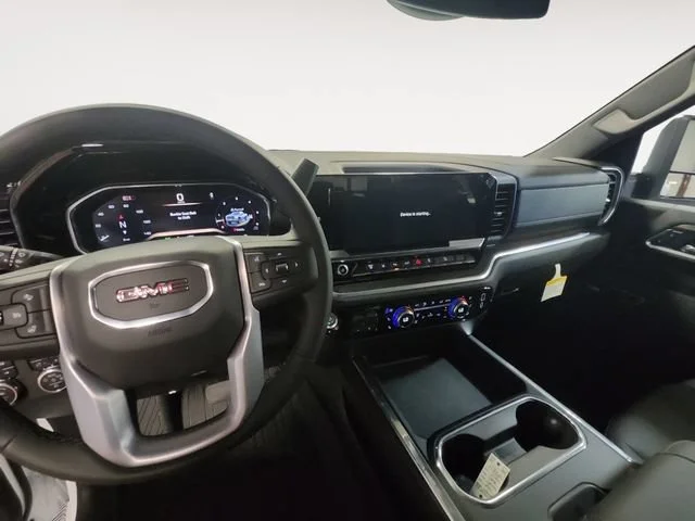 2026 GMC Sierra 2500HD SLT - Photo 10