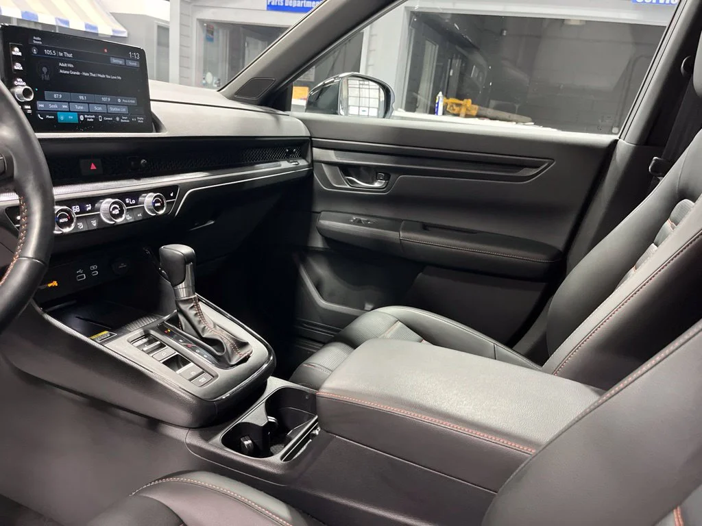2025 Honda CR-V Sport-L - Photo 14
