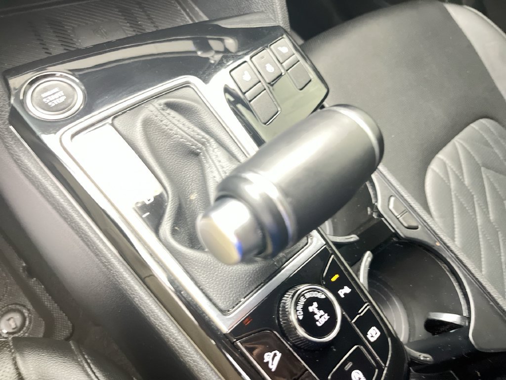 Used 2023 Blue Kia X-Pro image 20