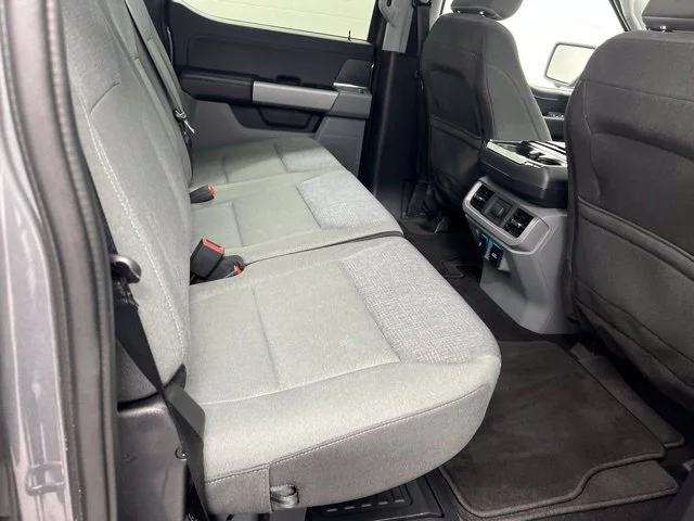 Used 2024 Gray Ford XLT image 19
