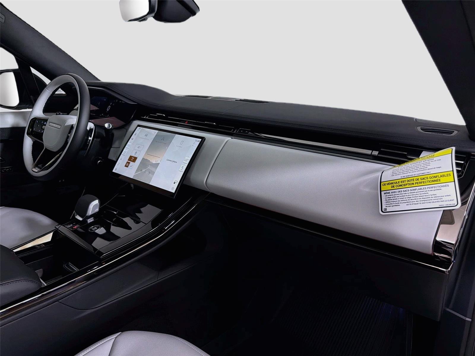 New 2026 Fuji White Land Rover Dynamic SE image 29
