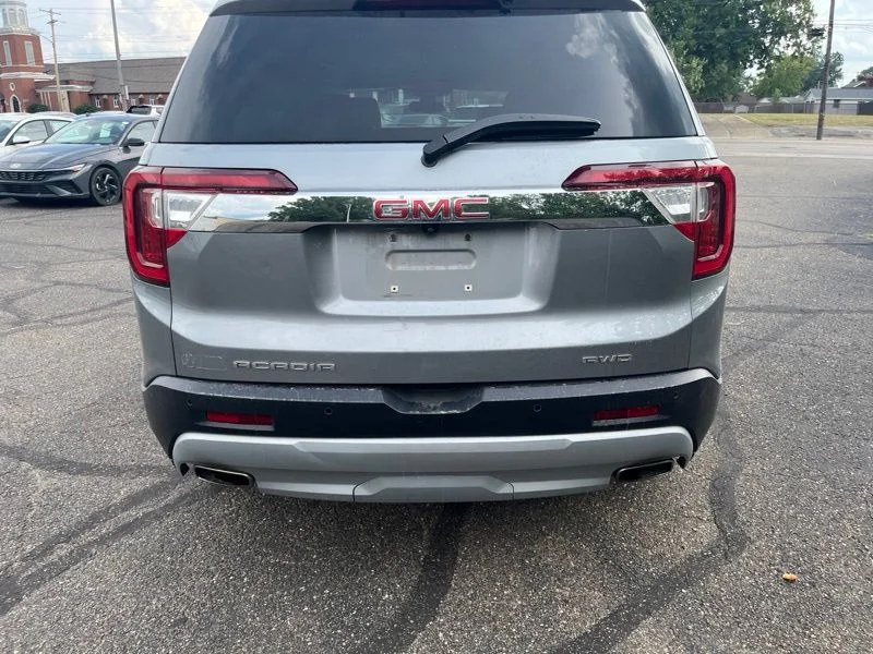 Used 2023 Silver GMC SLT image 6