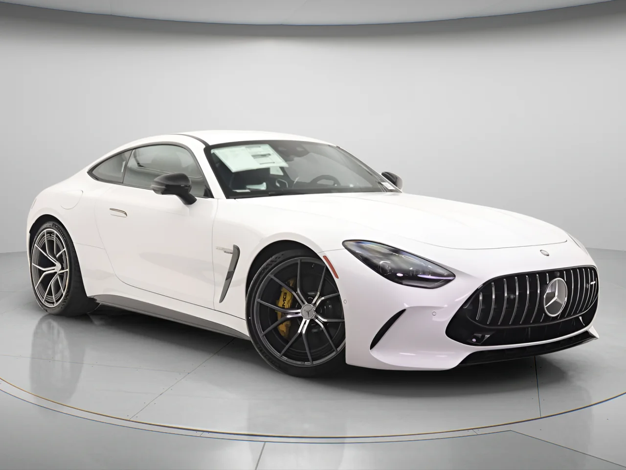 New 2026 MANUFAKTUR Moonlight White Metallic Mercedes-Benz Base 4MATIC® image 13