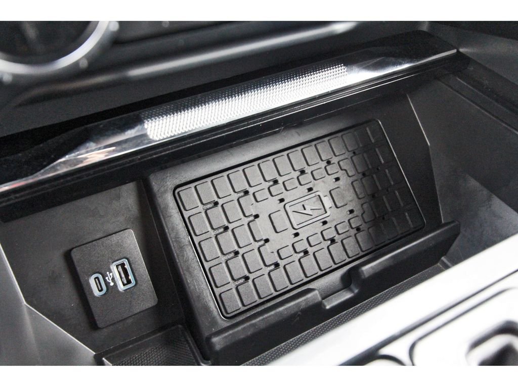 2023 Ford F-150 Raptor - Photo 29