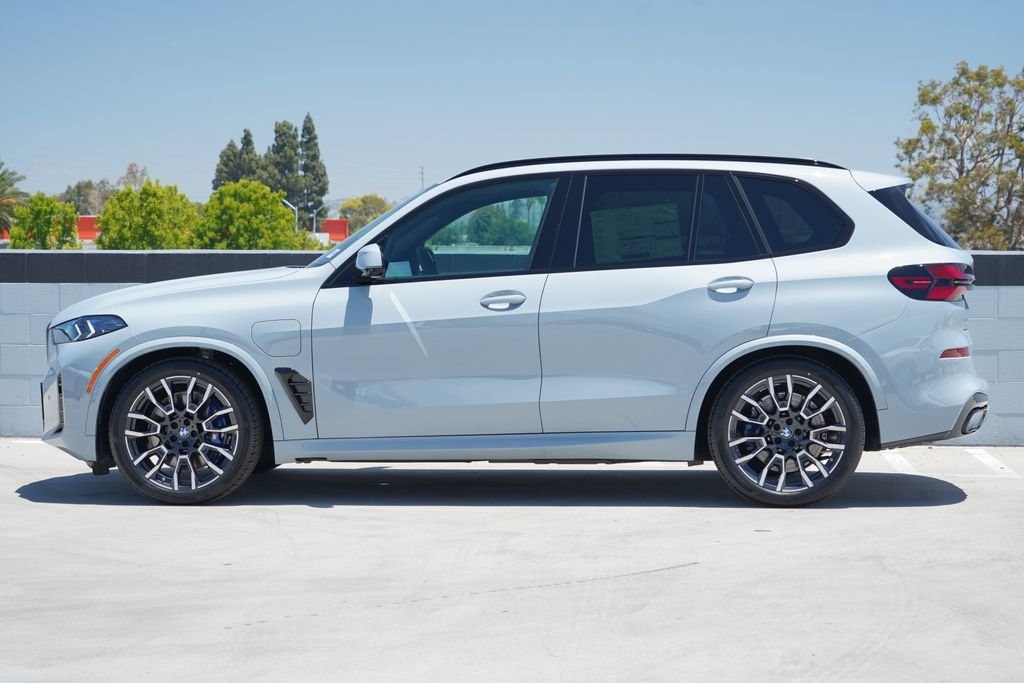 New 2026 Brooklyn Grey Metallic BMW xDrive50e image 4